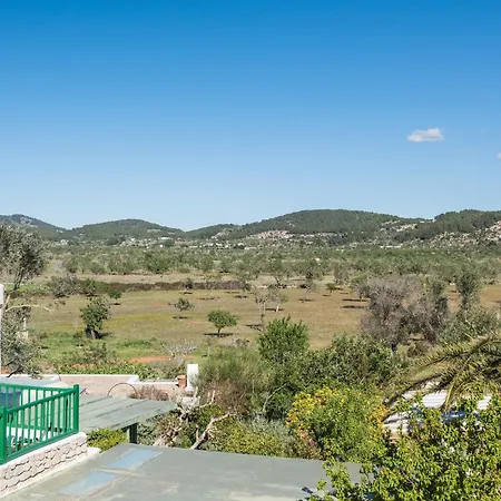 Es Cucons Rural Country house *